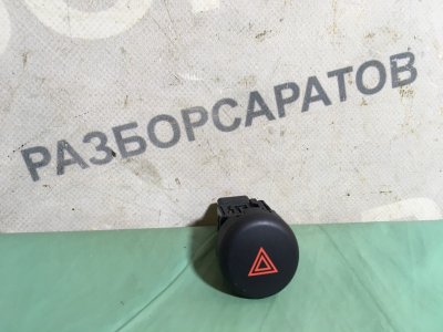 Кнопка аварийной сигнализации Nissan Juke 2011