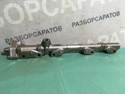 Рейка топливная (рампа) Nissan Juke 2011