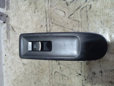 Кнопка стеклоподъемника Volkswagen Golf 2010 Mk6