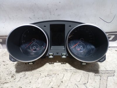 Панель приборов Volkswagen Golf 2010 Mk6