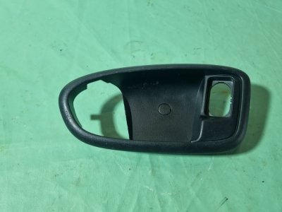 Накладка ручки внутренней Ford Galaxy 2006