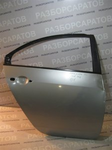 Дверь Nissan Primera P12 2004 седан
