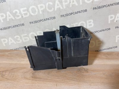 Крепление АКБ Ford Focus 2007 хэтчбек
