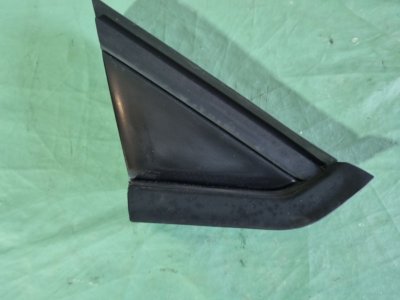 Накладка крыла Citroen C4 2005 хэтчбек 5 дв.