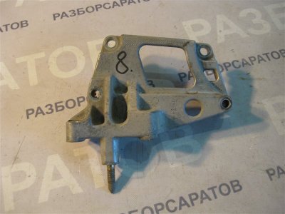 Кронштейн опоры двигателя Nissan Primera P12 2003 хэтчбек