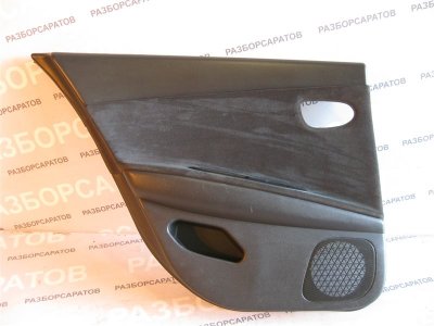 Обшивка двери Nissan Primera P12 2003 хэтчбек