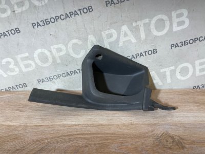 Накладка порога (внутренняя) Ford Focus 2007 хэтчбек