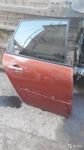 Дверь задняя правая Renault Scenic K4M 812 2008