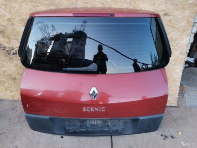 Дверь багажника Renault Scenic K4M 812 2008