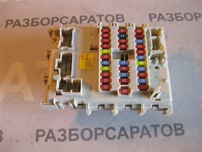 Блок предохранителей салона Nissan Primera P12 2003 хэтчбек