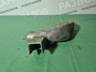 Кронштейн опоры двигателя Peugeot 206 2004 хэтчбек