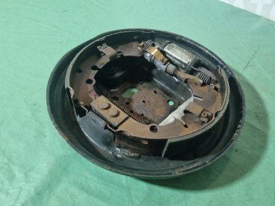 Щит опорный Ford Fiesta 2007 хэтчбек 5 дв.