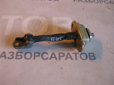 Ограничитель двери Nissan Primera P12 2003 хэтчбек