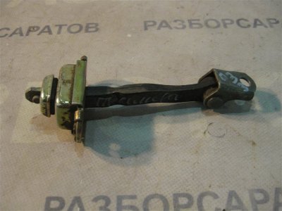 Ограничитель двери Nissan Primera P12 2004 седан