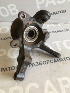 Кулак со ступицей Nissan Almera N16 2005 хэтчбек