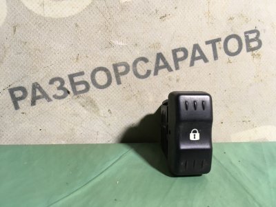 Кнопка центрального замка Renault Logan 2007