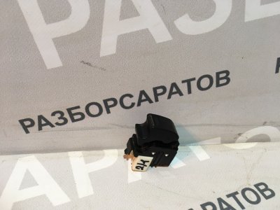 Кнопка стеклоподъемника Toyota Camry 2004 седан
