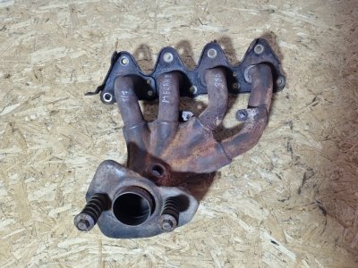 Коллектор выпускной Renault Megan III 2012 хэтчбек