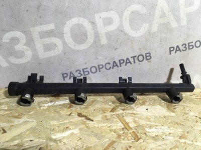 Рейка топливная (рампа) Renault Megane II 2008