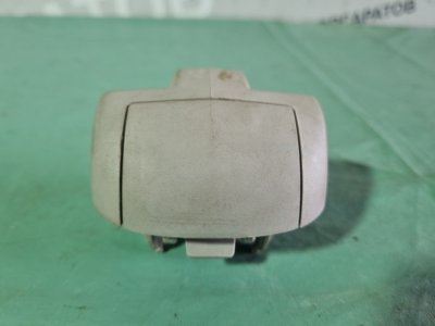 Кронштейн крепления козырьков Renault Megane II 2008