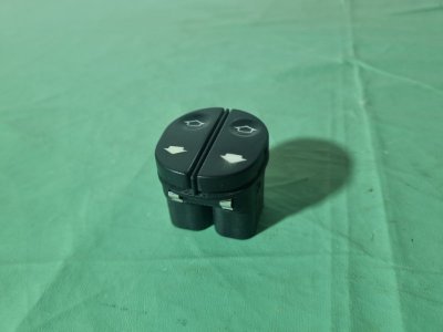 Блок управления стеклоподъемниками Ford Fiesta 2007 хэтчбек 5 дв.