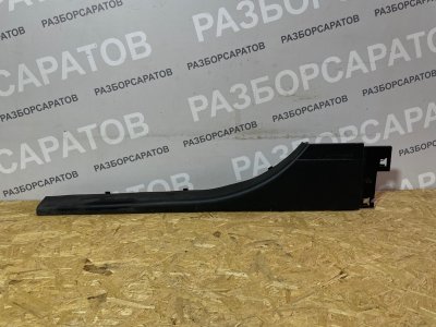Накладка порога внутренняя Renault Megan III 2012 хэтчбек