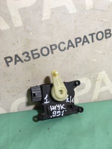 Сервопривод заслонки отопителя Nissan Juke 2011