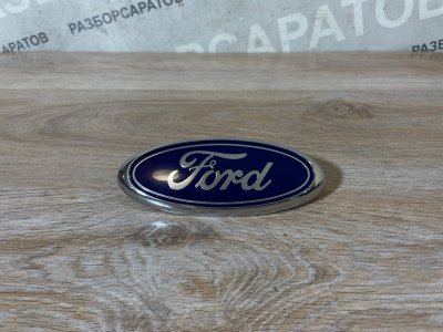 Эмблема крышки багажника Ford Focus 2007 хэтчбек