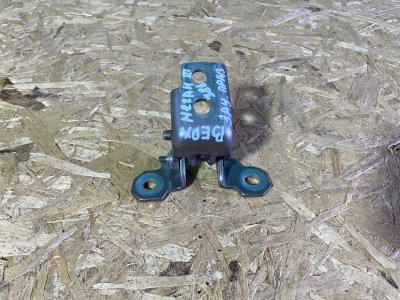 Петля двери верхняя Renault Megan III 2012 хэтчбек