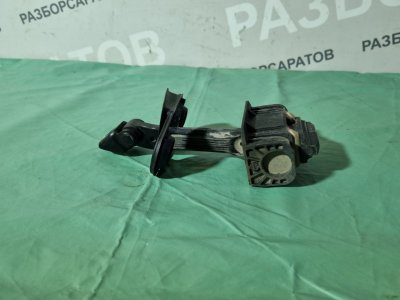 Ограничитель двери BMW 3 E90 2011 седан