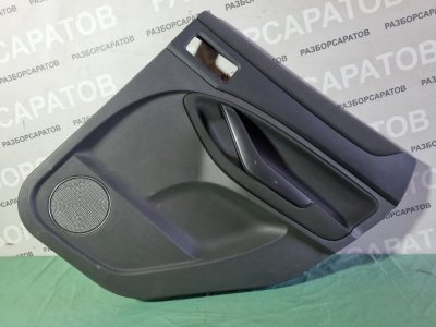 Обшивка двери Ford Kuga 2009