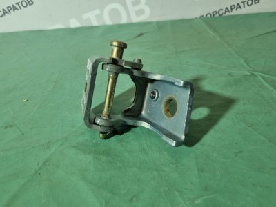 Петля двери Citroen C5 2002 хэтчбек