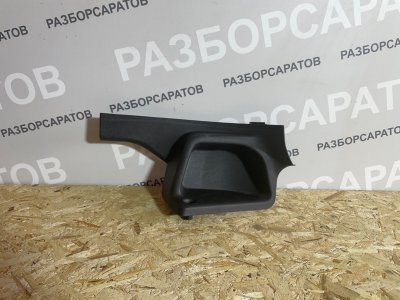 Накладка порога (внутренняя) Ford Focus III 2018 рест. седан