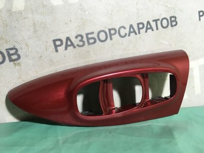 Накладка блока стеклоподъёмников Nissan Juke 2011
