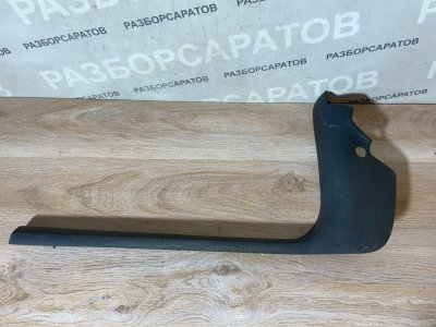 Накладка порога (внутренняя) Ford Focus 2007 хэтчбек