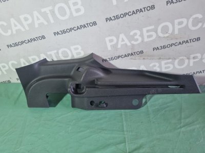 Направляющая шторки багажника Ford Kuga 2009