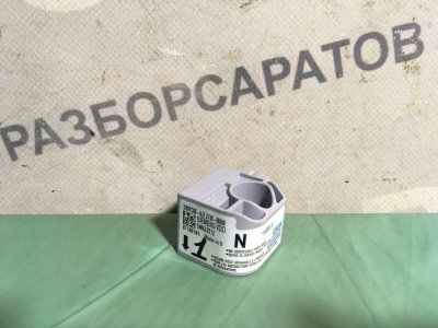 Датчик удара Suzuki Swift 2010
