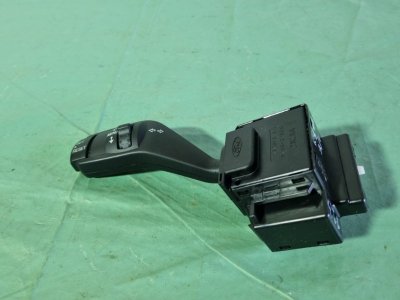 Переключатель подрулевой поворотов Ford Kuga 2009