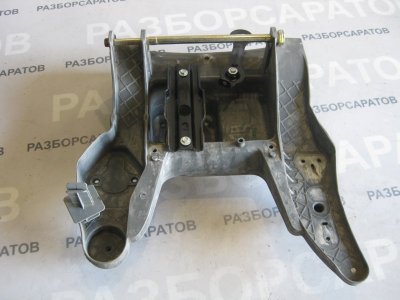 Кронштейн крепления педали Volkswagen Touareg 2006 Кроссовер