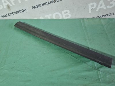 Накладка порогa Ford Kuga 2009