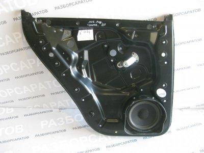 Кронштейн двери Volkswagen Touareg 2006 Кроссовер