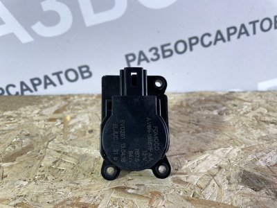 Моторчик заслонки отопителя Ford Focus III 2018 рест. седан