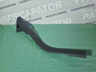 Накладка порогa Ford Kuga 2009
