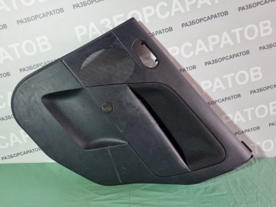 Обшивка двери Ford Fiesta 2007 хэтчбек 5 дв.