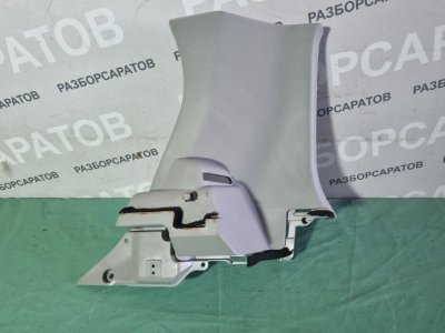 Обшивка багажника Suzuki Swift 2010