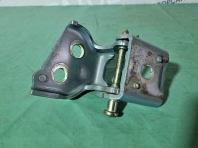 Петля двери нижняя Citroen C5 2002 хэтчбек