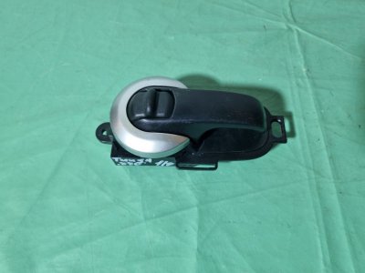Ручка двери внутренняя Nissan Tiida C11 2013