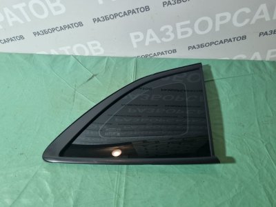 Стекло боковое глухое (форточка) Nissan Tiida C11 2013
