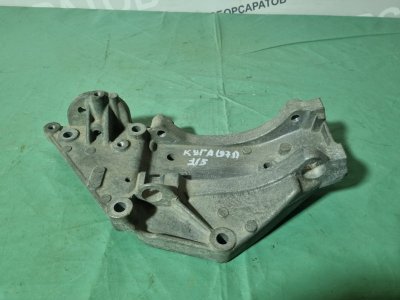 Кронштейн генератора Ford Kuga 2008