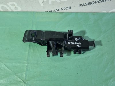 Кронштейн проводки Renault Fluence 2010